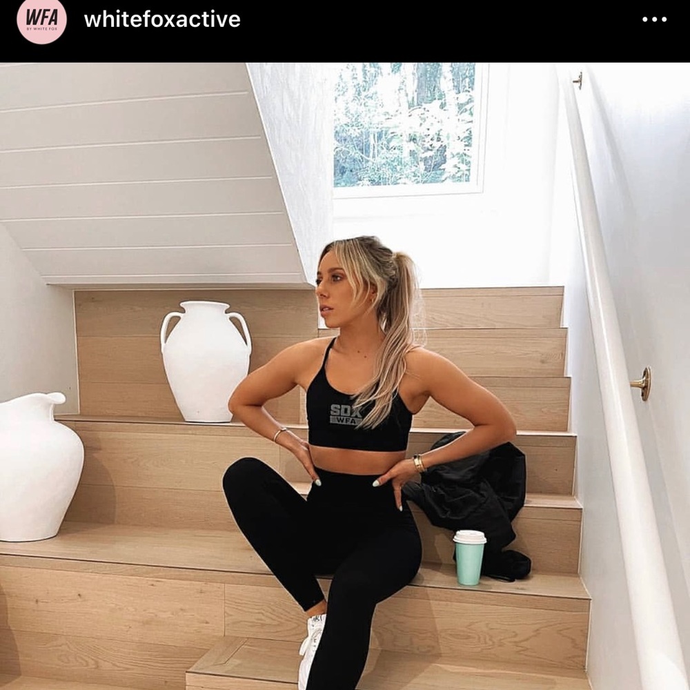 Sarah’s day coffee date black leggings